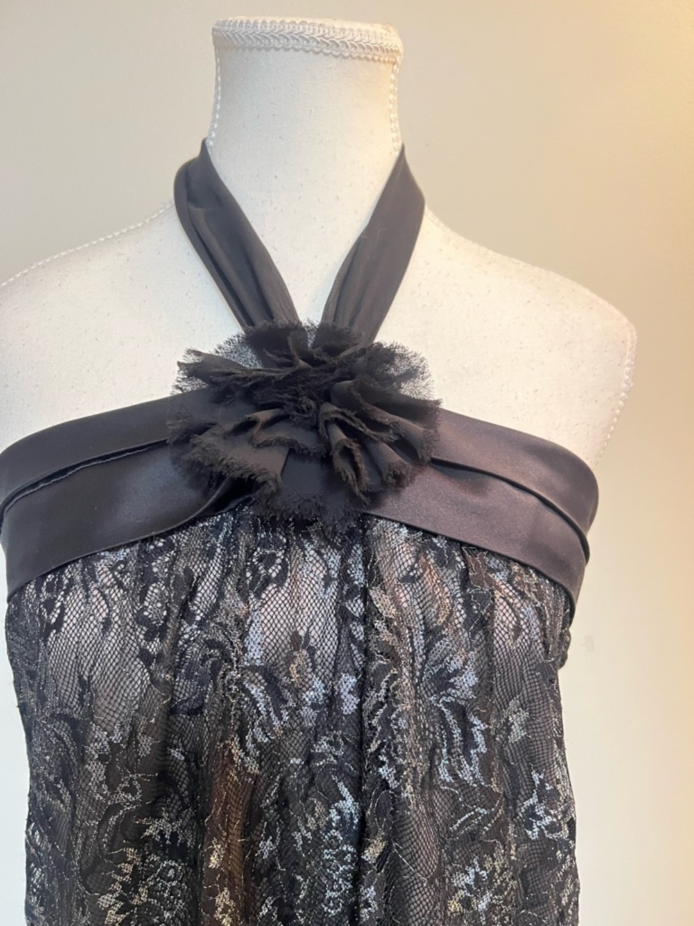 BCBG Paris Black Lace Halter Cocktail Dress size 2 - Picture 4 of 6